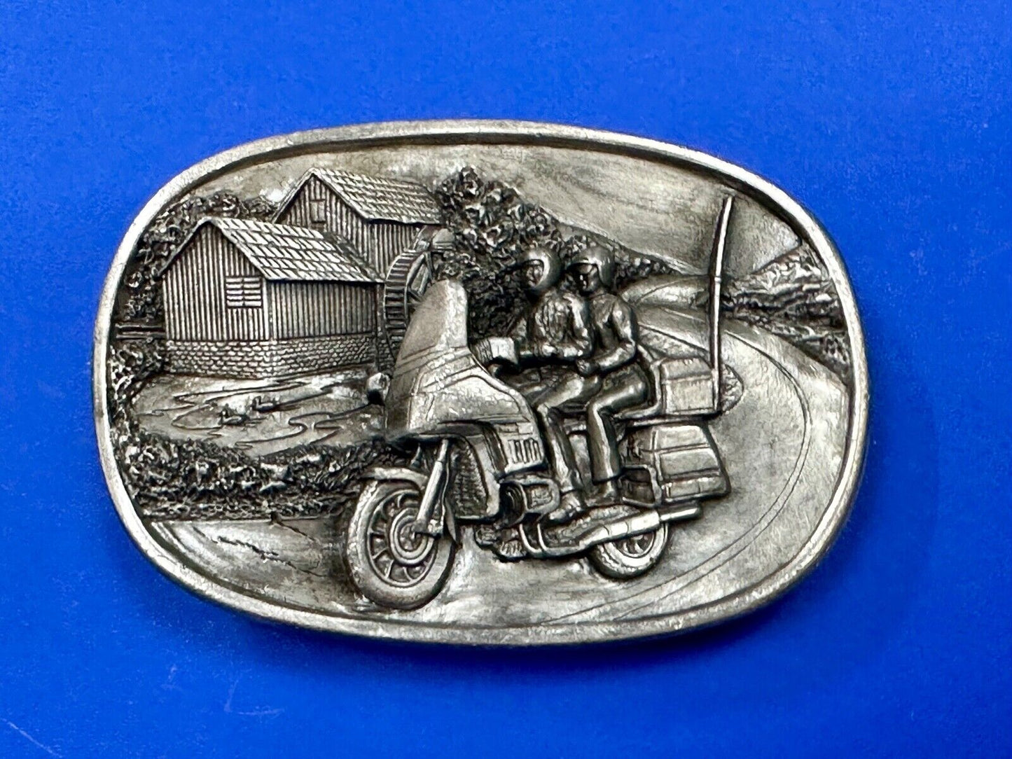 Biker Couple riding on Motorcycle  Vintage 1984 Bergamot belt buckle  L-49 1