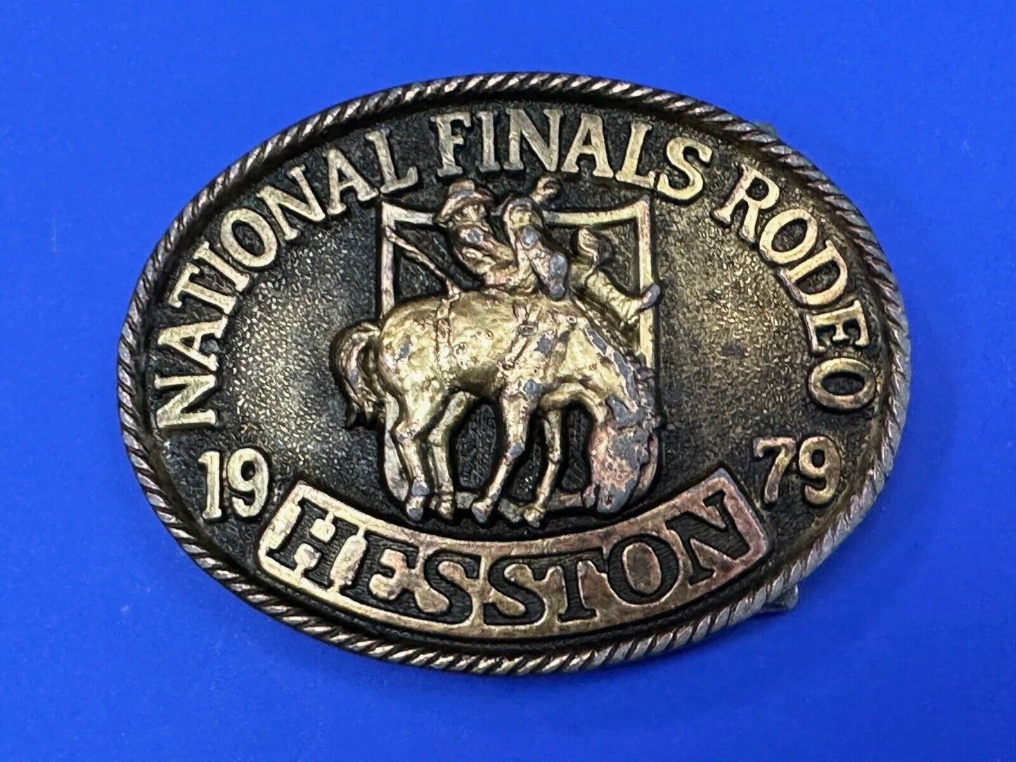 1979 Cowboy Saddle Bronc NFR National Finals Rodeo HESSTON belt buckle