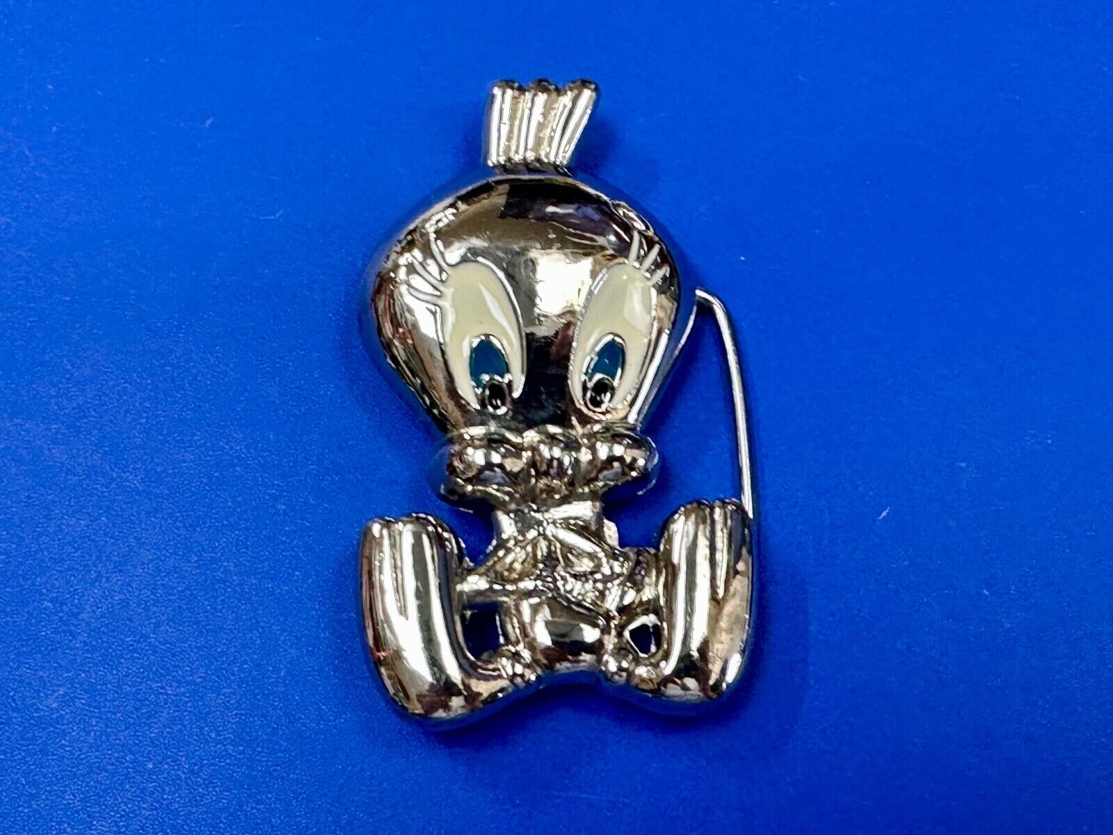 Tweety Bird Looney Tunes Enamel Eyes Silver Tone Small Vintage Belt Buckle