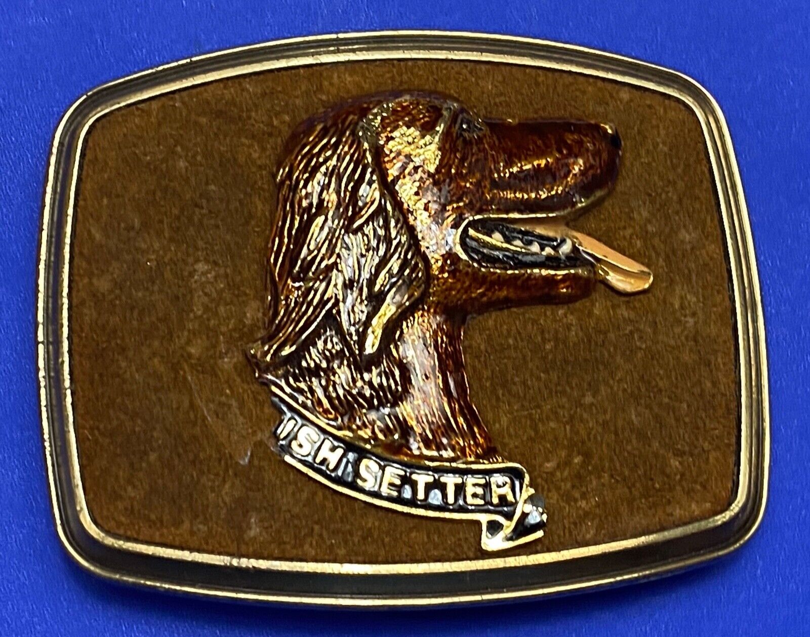 Vintage Irish Setter Dog - Man's Best Friend belt buckle 1979 Raintree