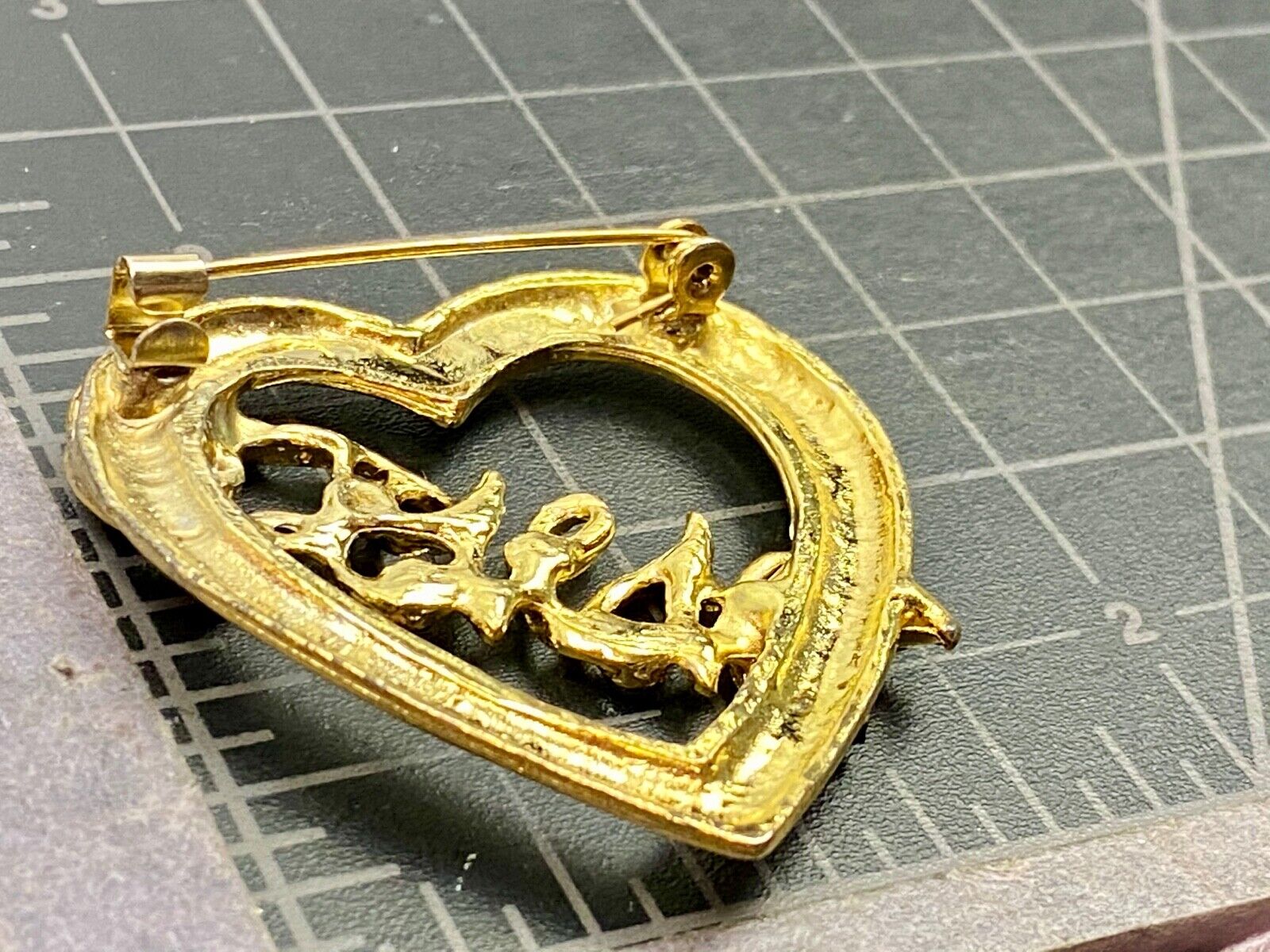 Vintage Brooch Pin WWJD Gold Tone Heart  WWJD -  What Would Jesus Do
