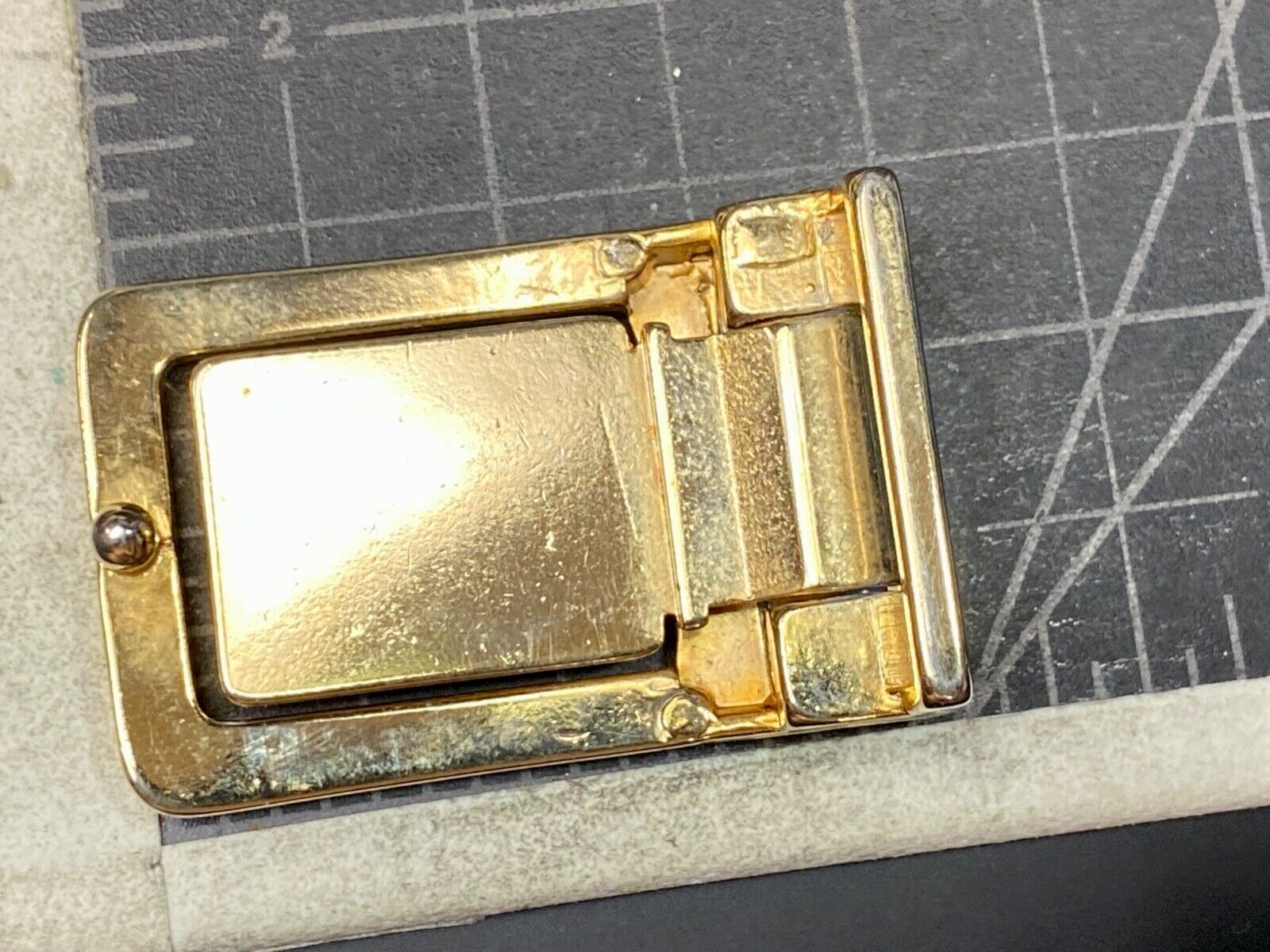 Patriotic American bald Eagle head on small brass or gold color belt buckle