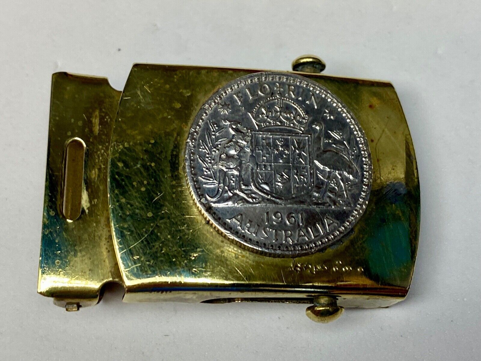 1961 AUSTRALIAN SILVER ONE 1 FLORIN mounted in Coin Collectors belt buckle 