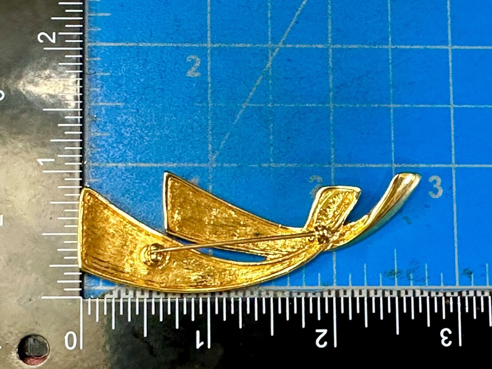 Two curved bars - vintage Napier signed gold tone brooch pin