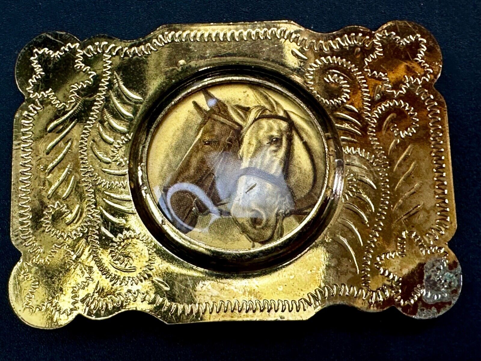 Two horse head picture (Or Your Morgan Silver Dollar!) western Belt Buckle