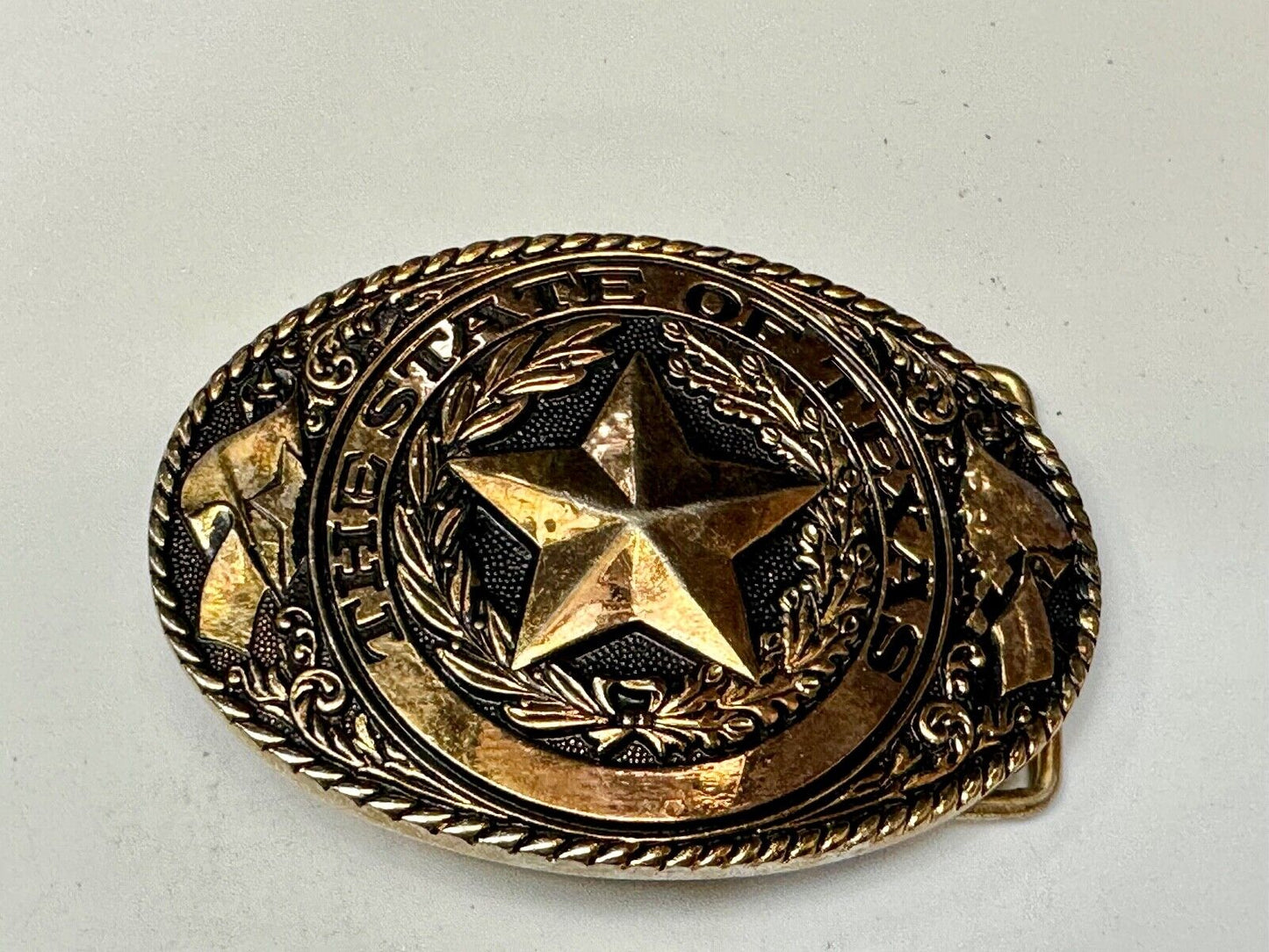 TEXAS State Pride - RAISED 3D STAR centered in brass tone oval Belt Buckle