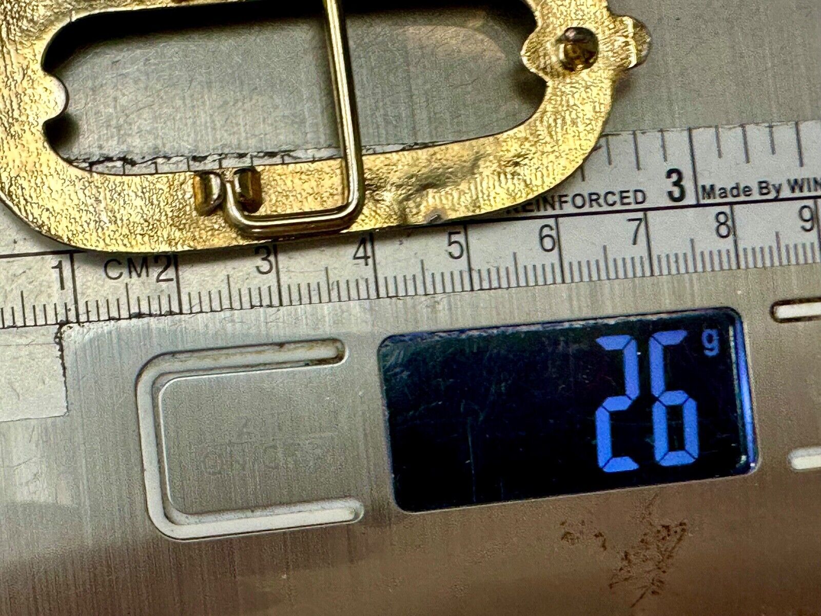 Vintage gold tone Tube Link Pattern belt buckle