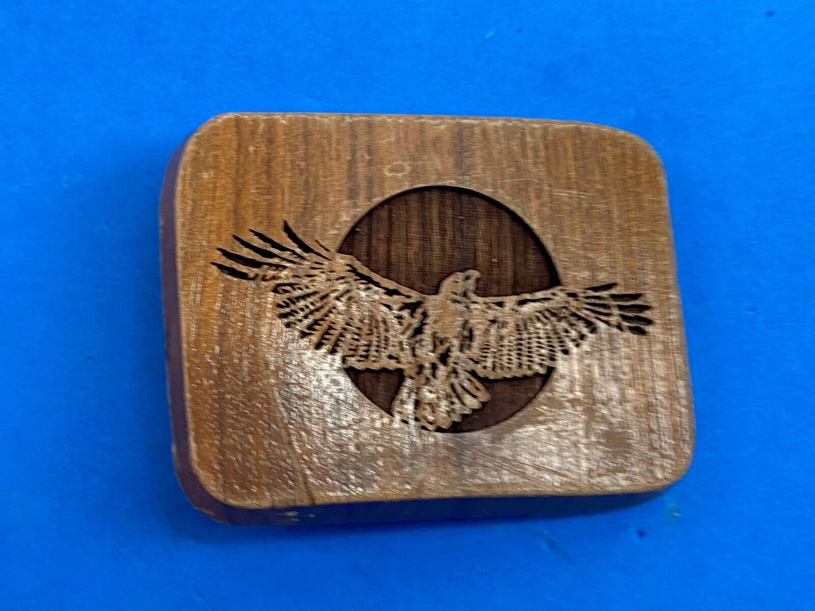 Vintage LASERCRAFT wooden belt buckle - The American Bald Eagle - Flying Wings 