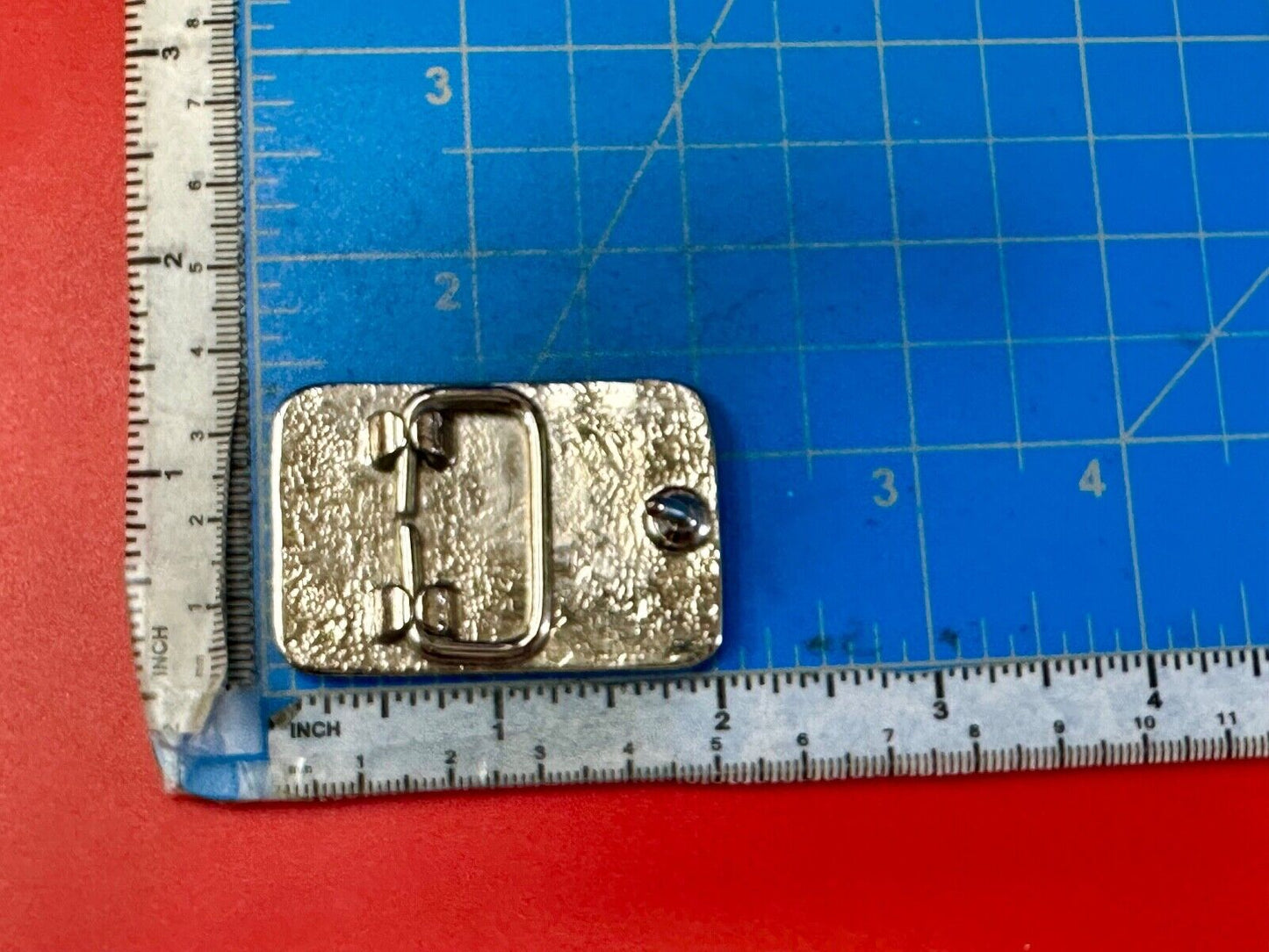 Vintage flower theme etched rectangular western gold tone belt buckle