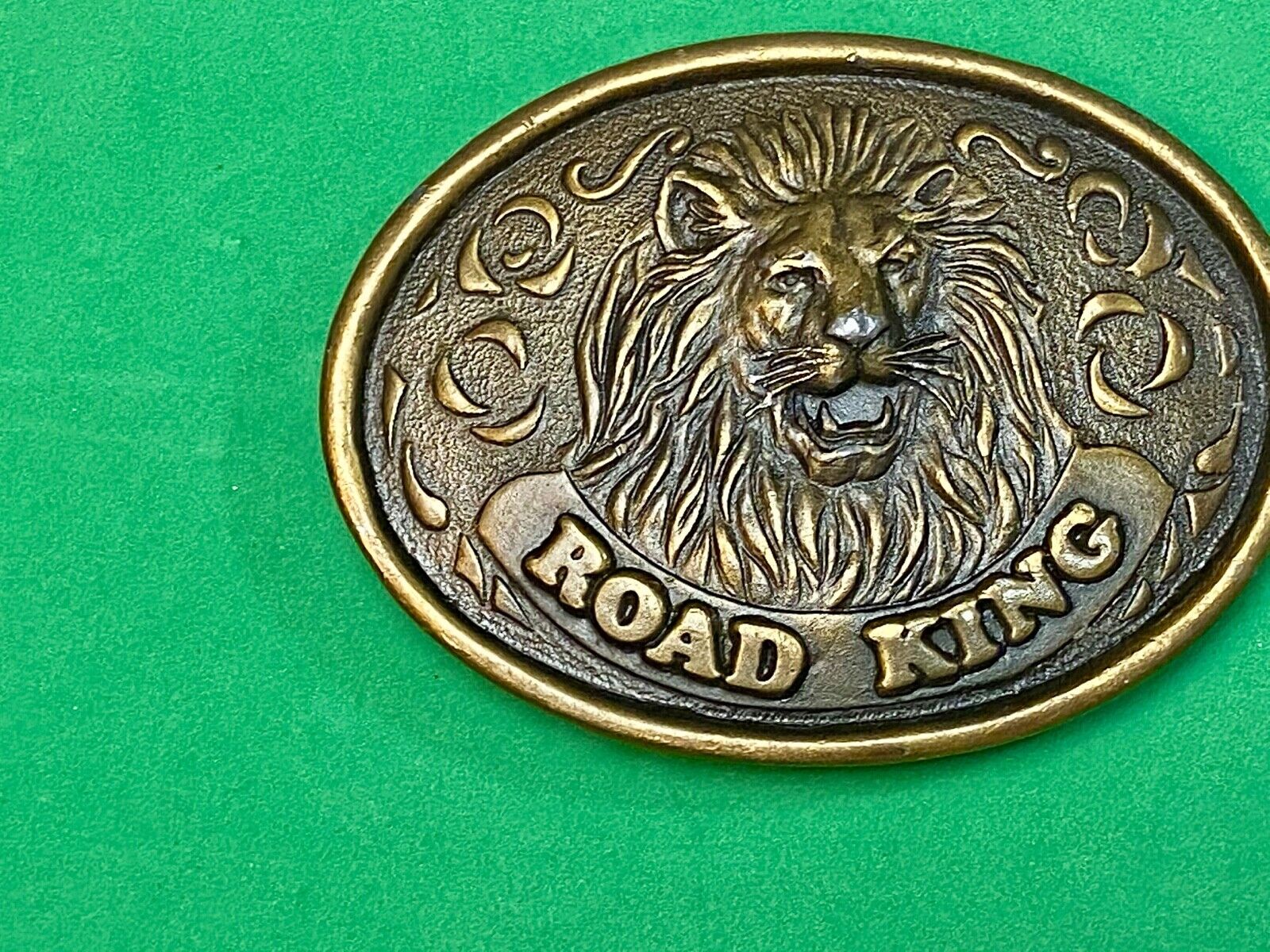 To a Professional Driver - ROAD KING, lions head belt buckle Philips 76 station