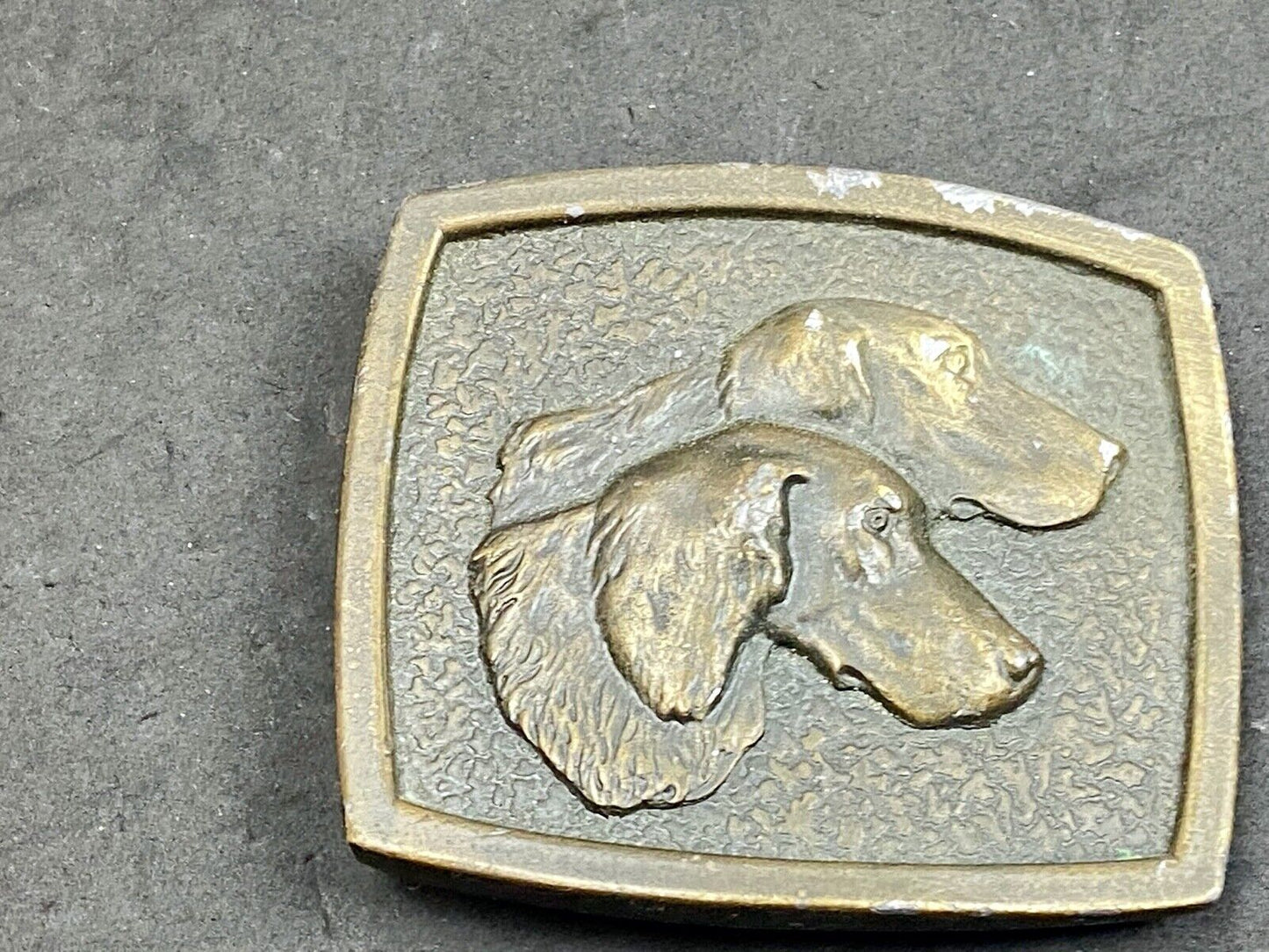 Two Dog's D&E Elkhorn Wisconsin  RARE!!  Vintage 1975 A-50 Bergamot  Belt Buckle