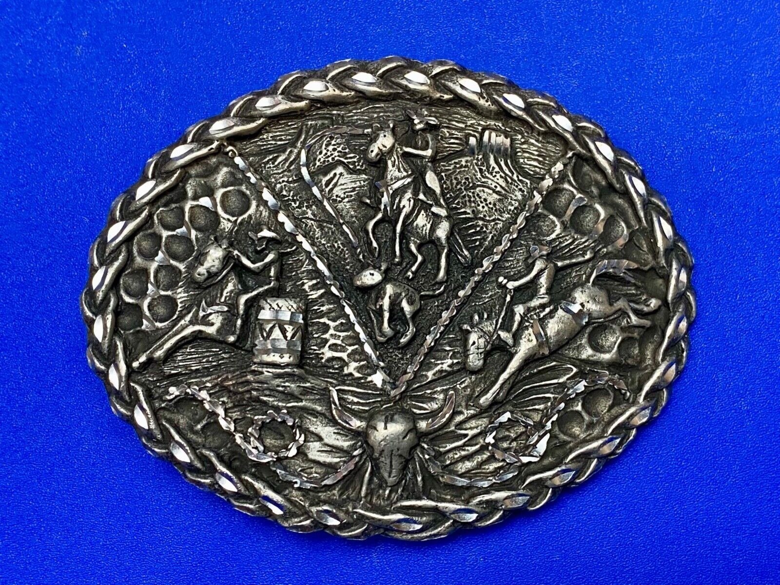 Barrel Racing, Saddle Bronc Rider, everything cowboy Vtg. EGE 1992 belt buckle