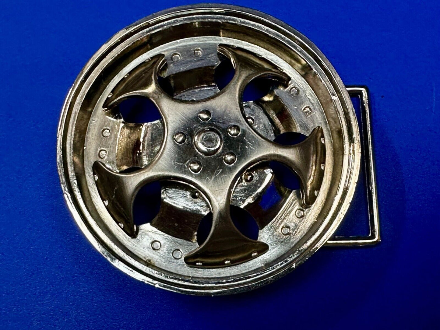 Unique Spinner Car Truck Wheel Rim See Through Silver Tone Round Belt Buckle