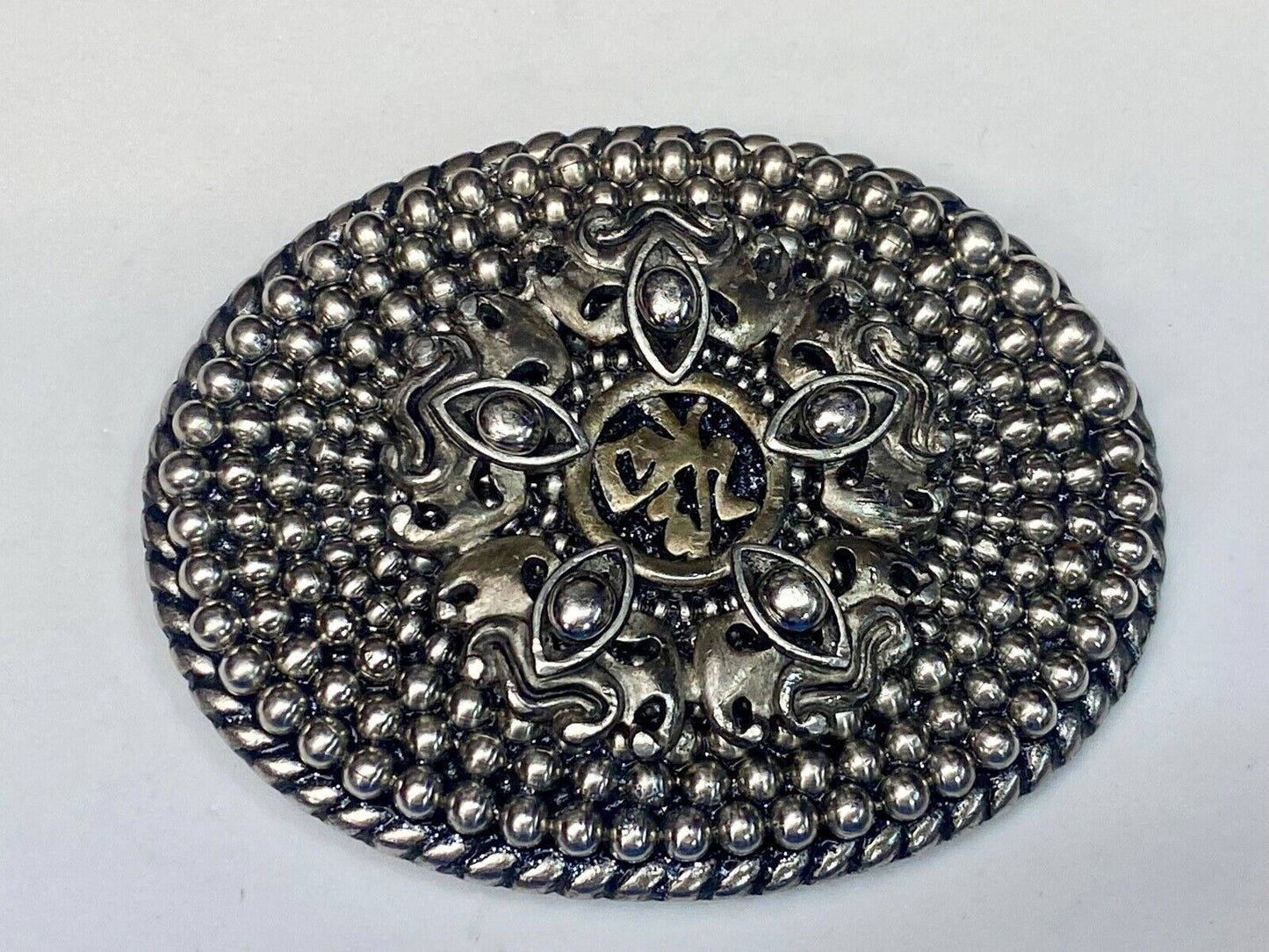 Unique Textured Silver Tone Metal Western Oval Belt Buckle 