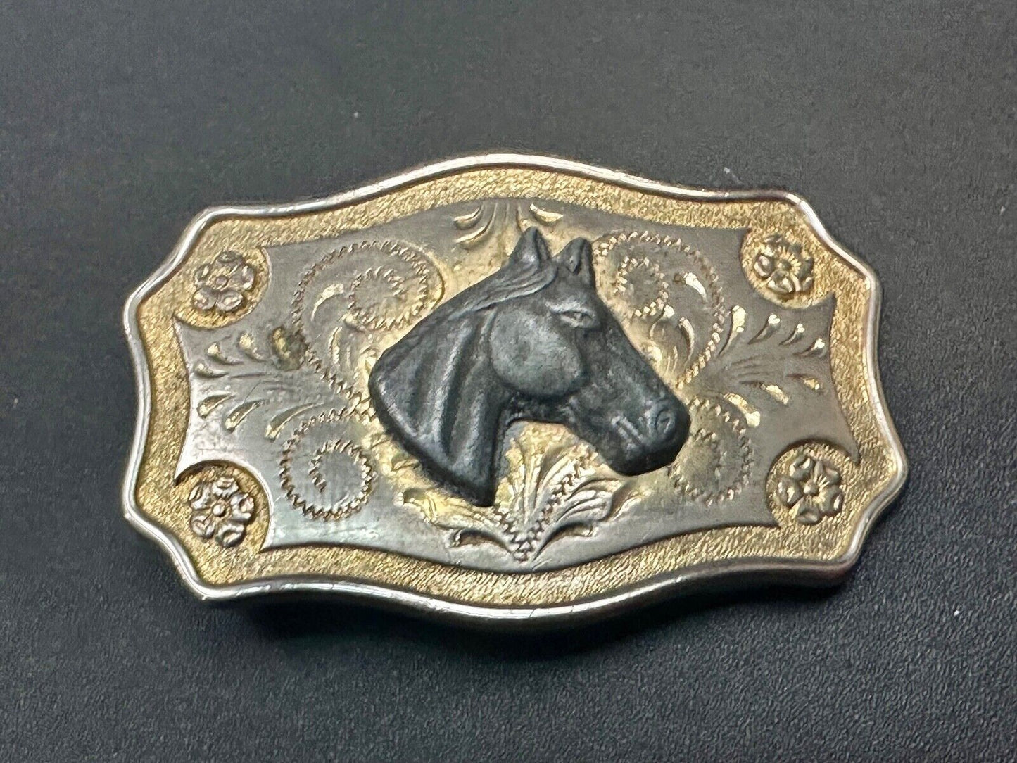 Vintage Horse head - Two tone western flower swirl belt buckle