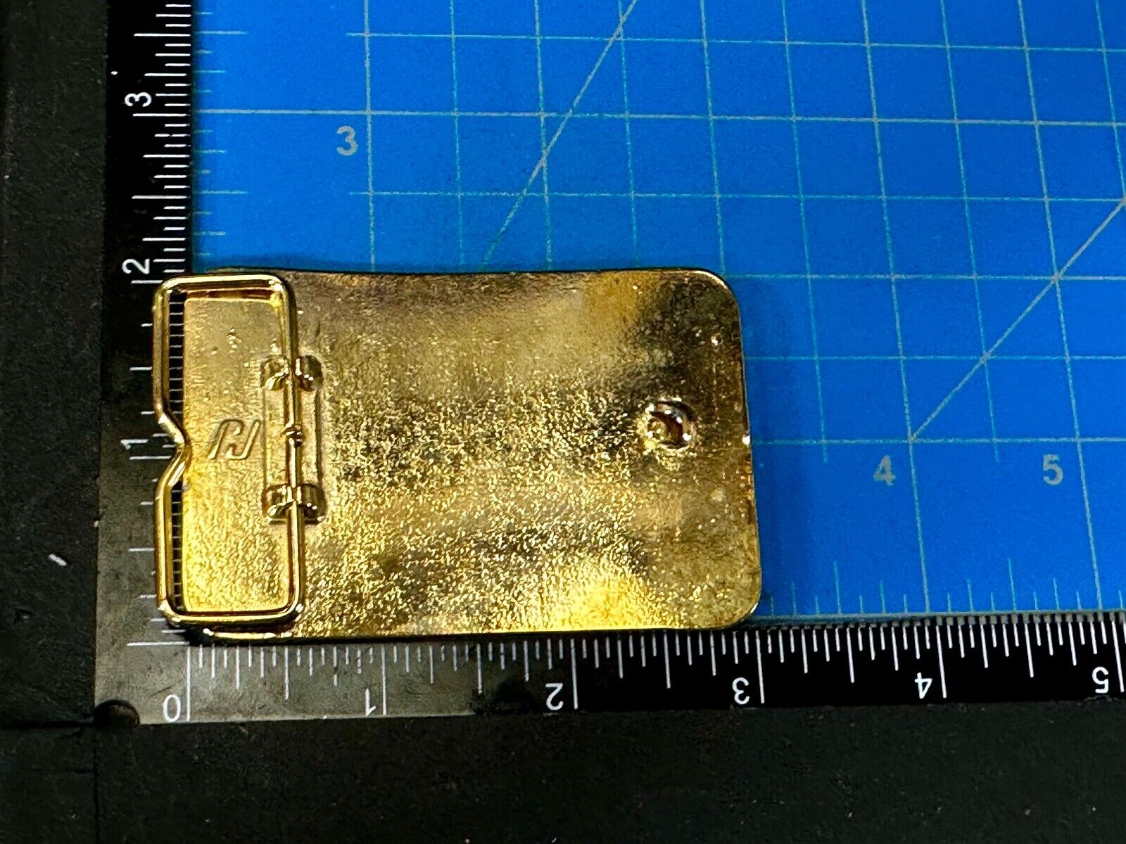 Austin Texas Distributing and Manufacturing 1987 - 1988 Gold Tone Belt Buckle