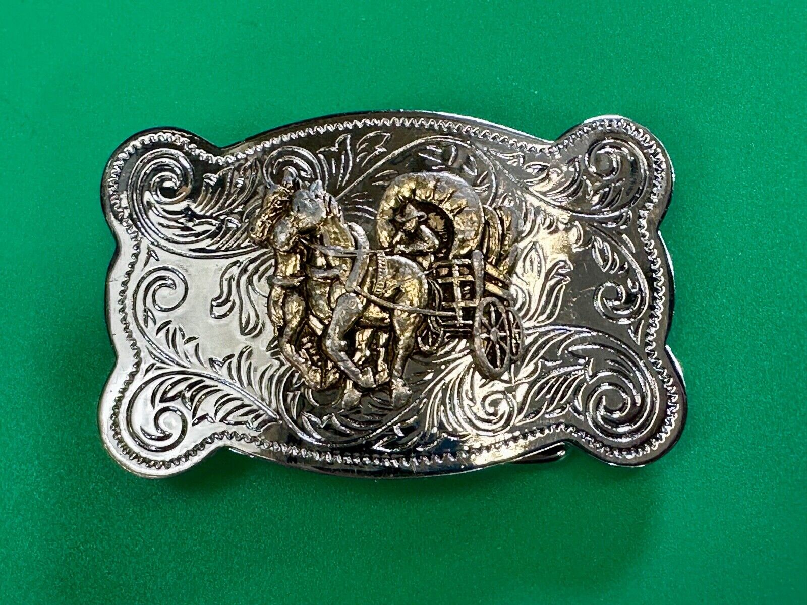 Vintage Horse Drawn Covered Wagon two tone belt buckle made in Japan