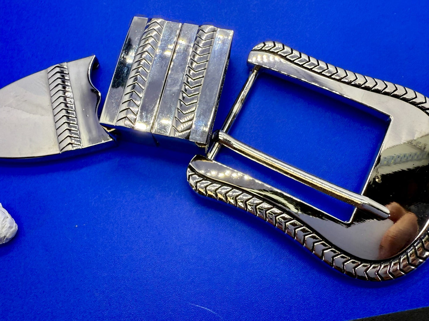 4 pc Ranger Set - Two Loops and Tip W/ Screws Large Reflective New Belt Buckle