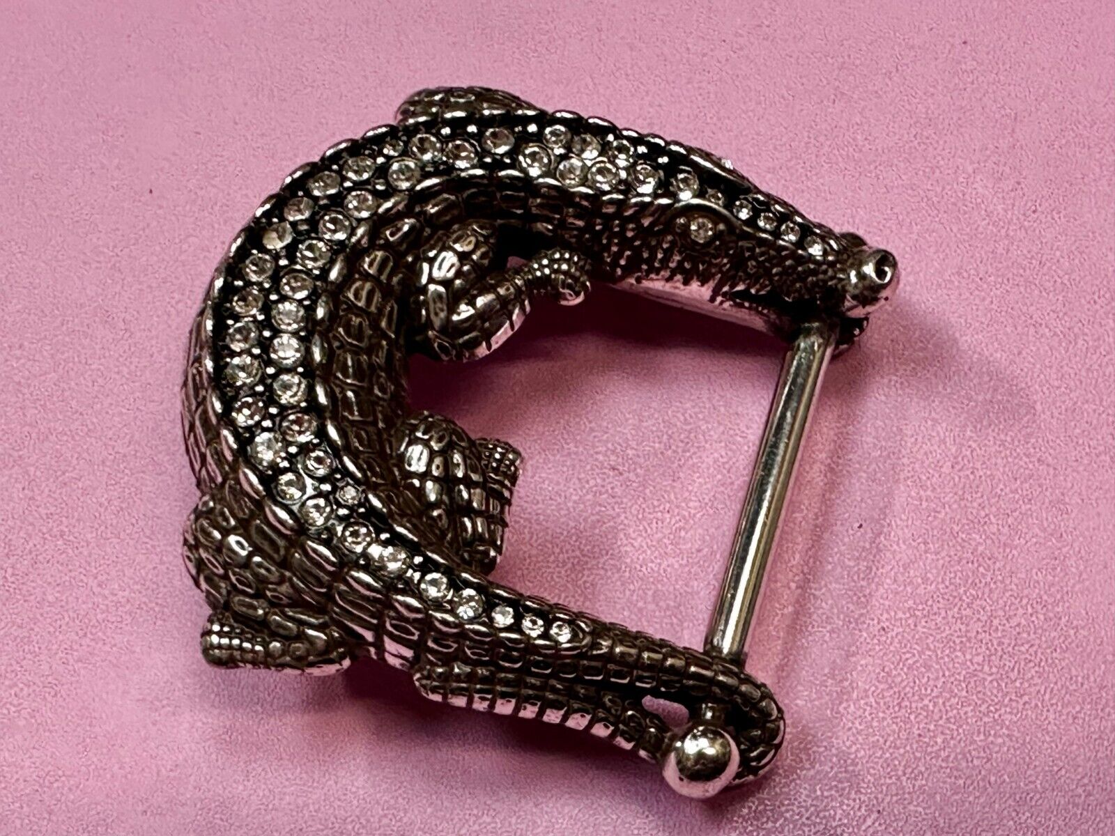 Alligator Crocodile with Rhinestone Figural Cutout Silver Tone Cord Belt Buckle