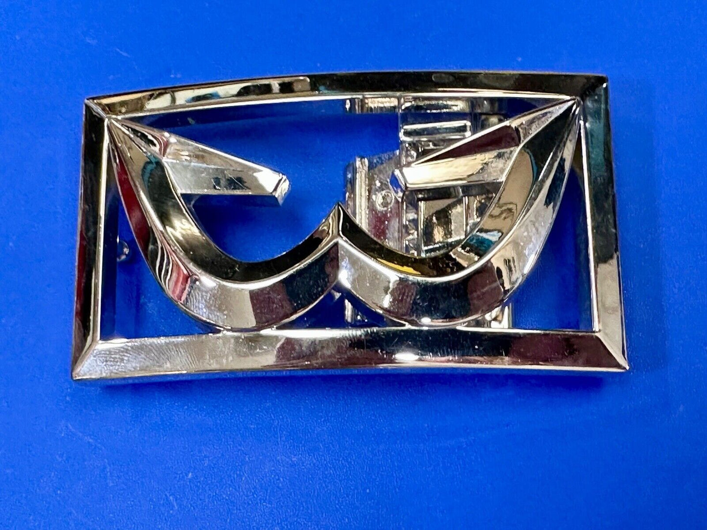 unique see through dual hook pattern silver color reflective belt buckle