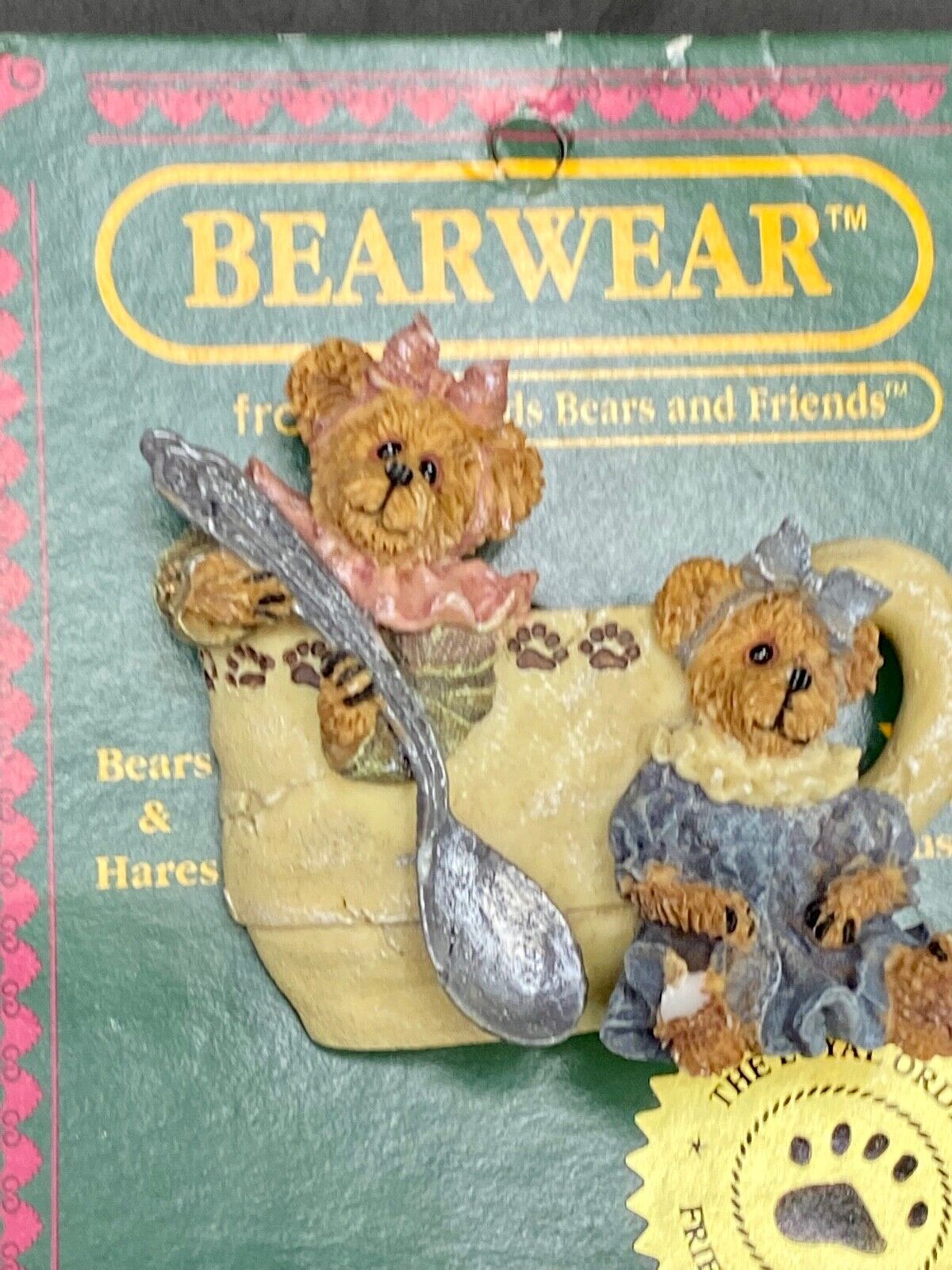 Tea Time, Adorable Boyds Bears & Friends Bearware Collection Pin / Brooch 