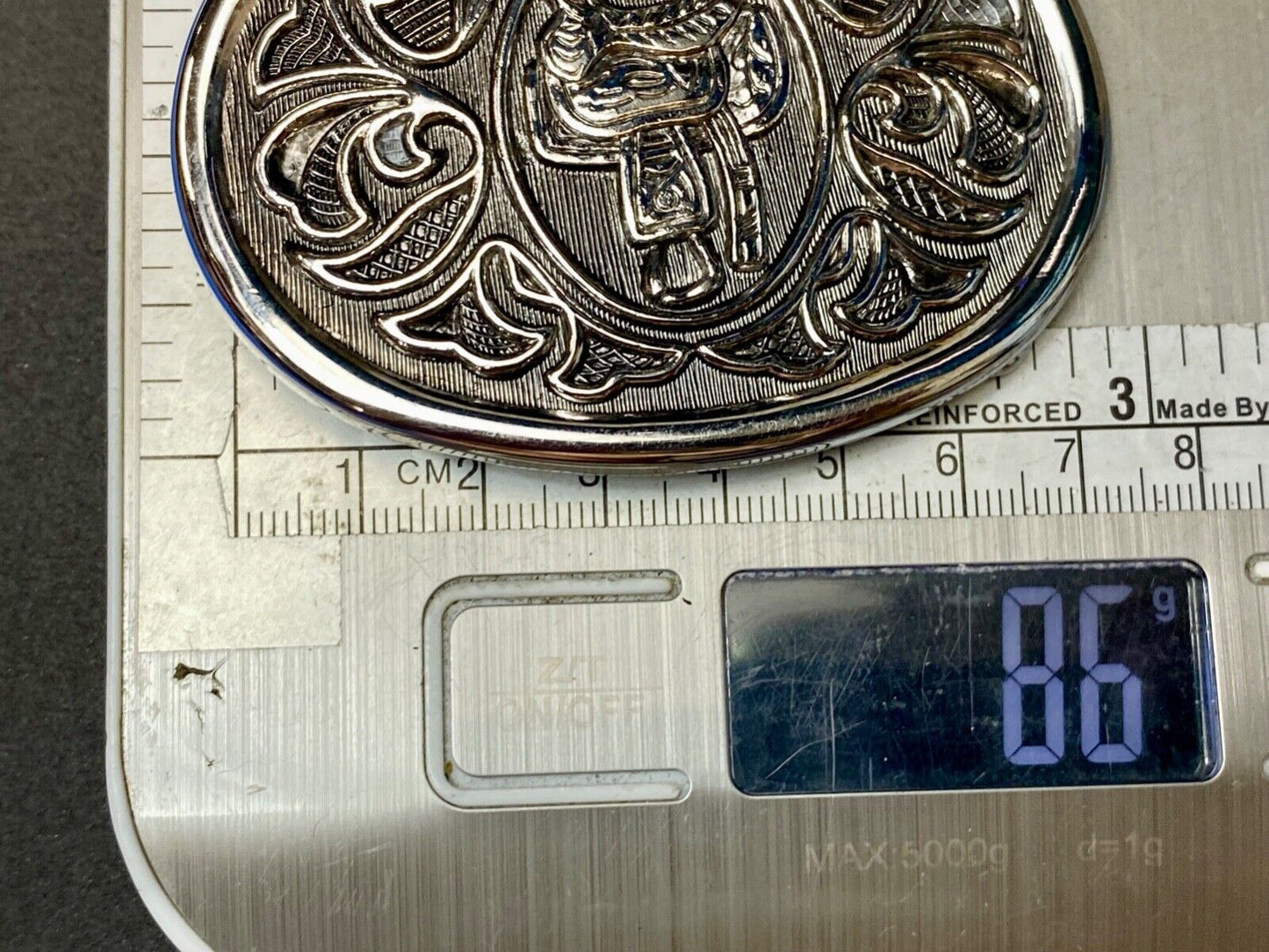 VINTAGE 1970s AVON **WESTERN HORSE SADDLE** OVAL SILVERTONE BELT BUCKLE