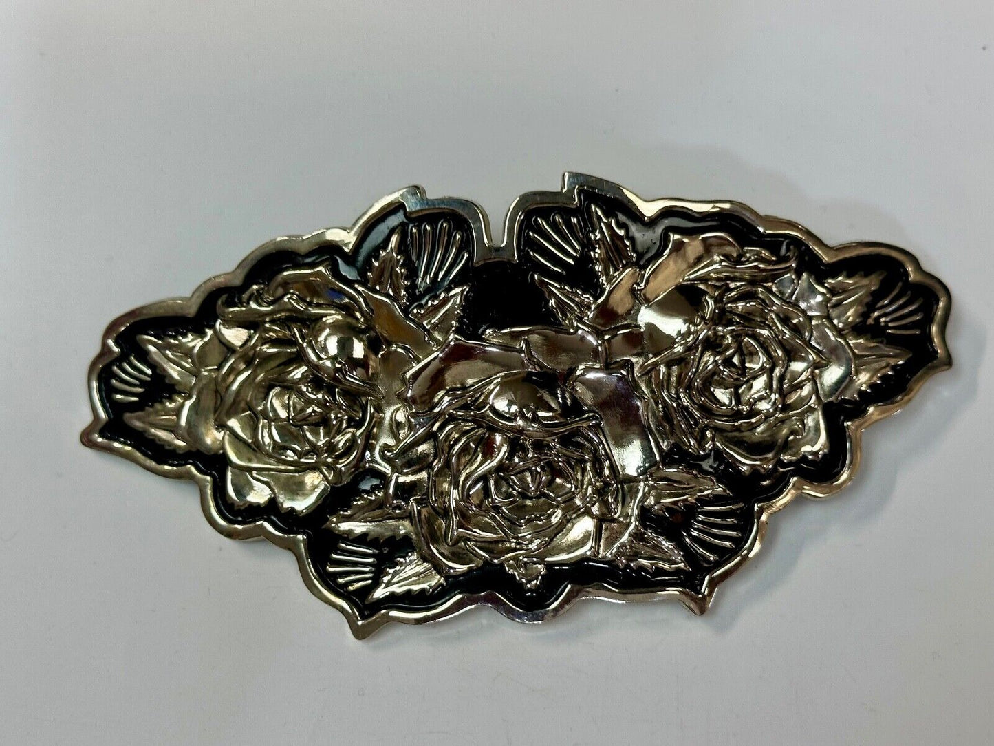 Vintage Famous Stars and Stripes Large Flowers Roses Bouquet figural Belt Buckle