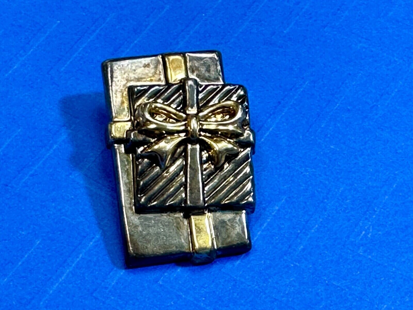 Vintage BEST Christmas Brooch Gift Present Gold Silver Two Tone Pin or PENDANT