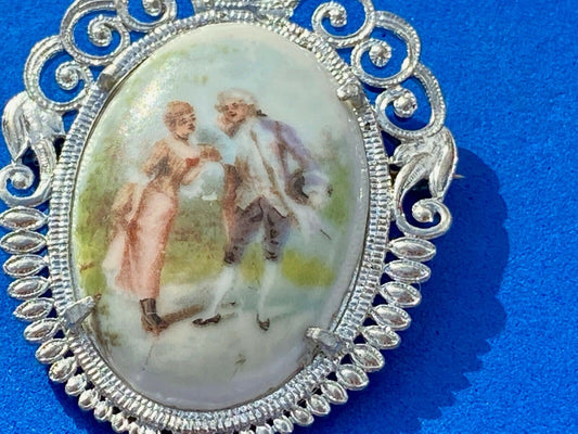 Victorian Courting Couple - Porcelain Painting Silver Tone Cab Oval Brooch Pin