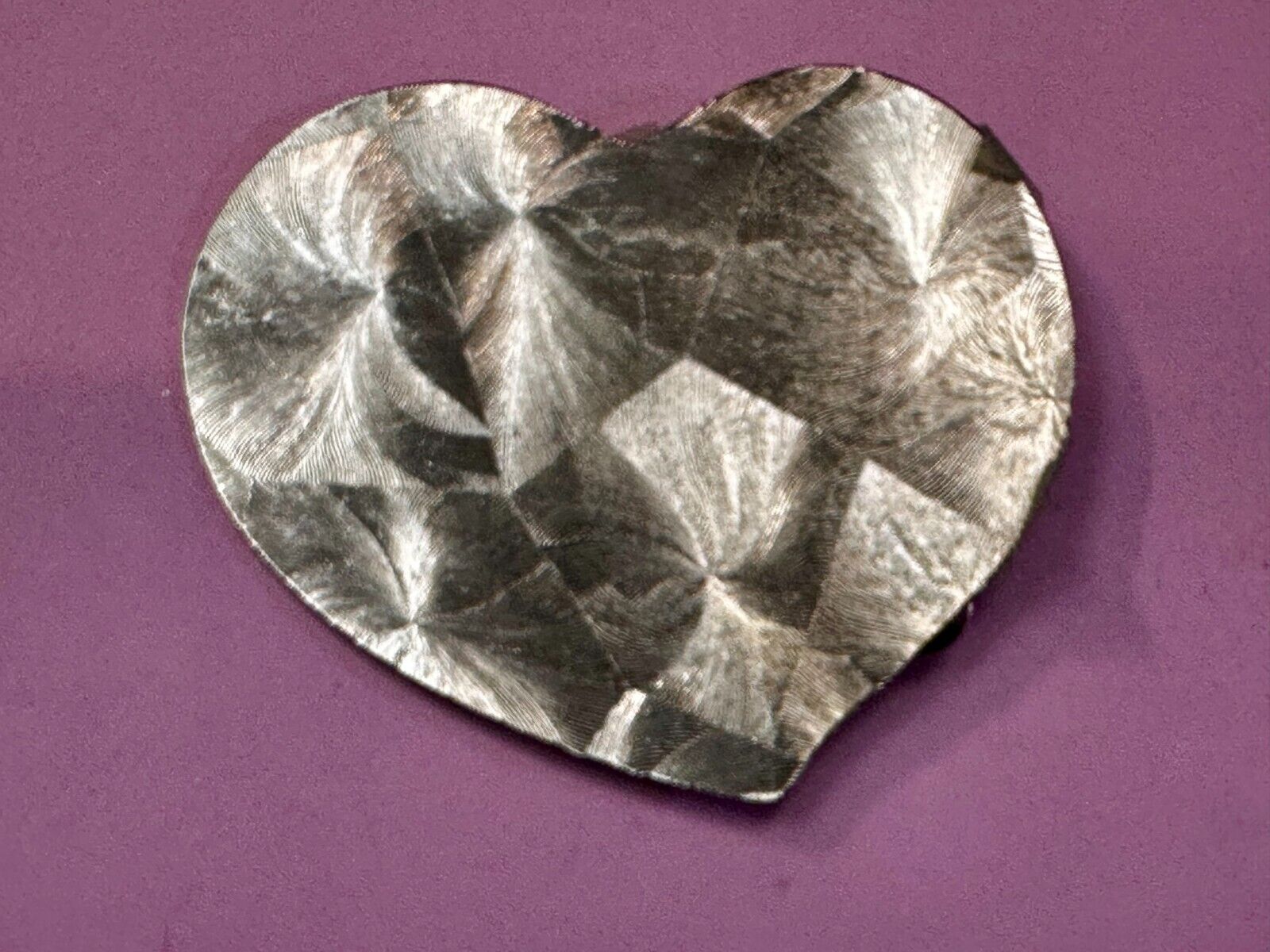 Artisan Heart Shaped Brushed Silver Color Cutout Belt Buckle