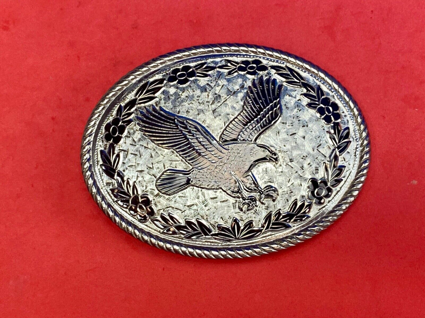 Vintage Etched USA made western flying wings wide eagle belt buckle 
