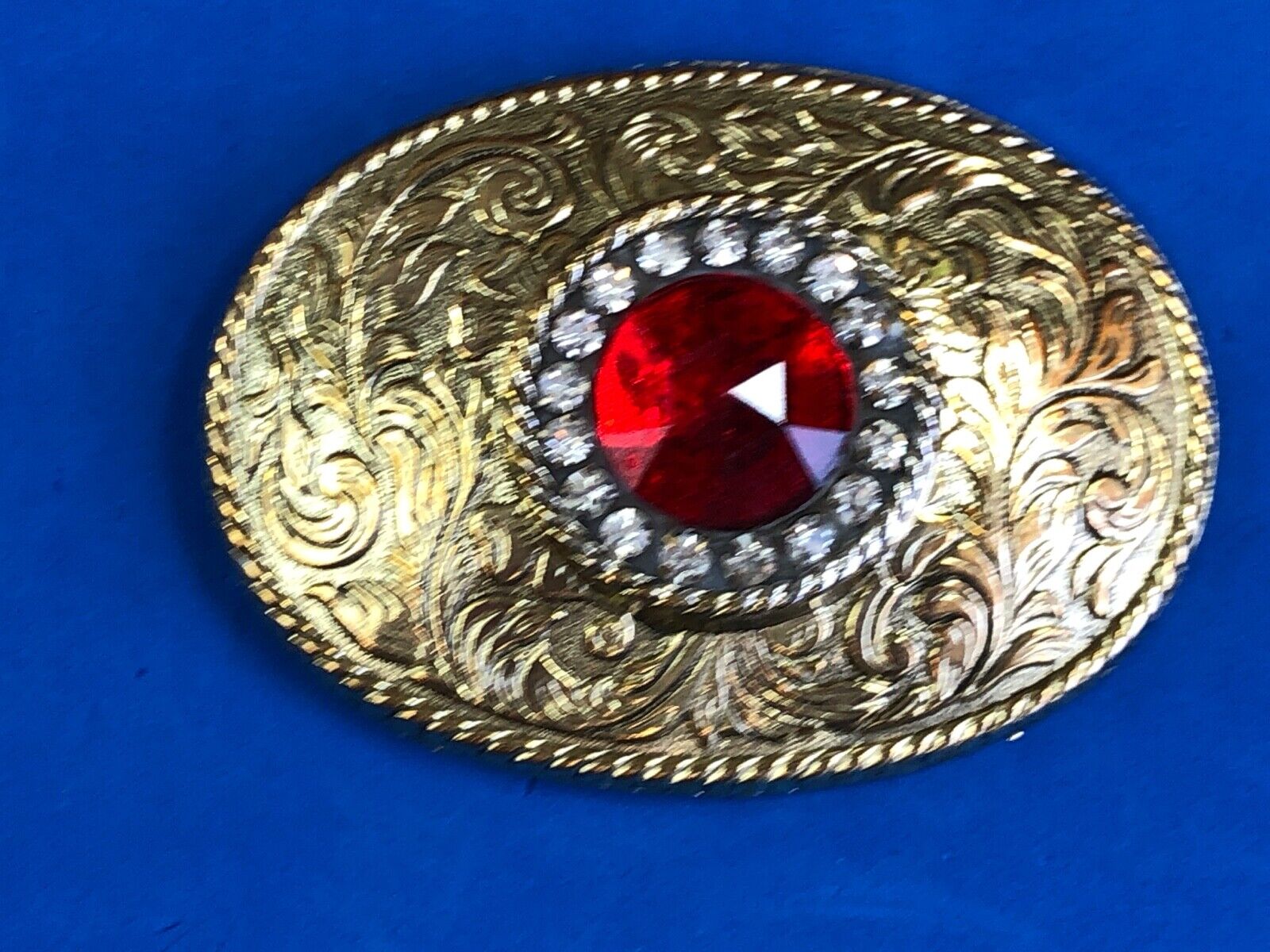 Unknown -  QUALITY Red Rhinestones?  centerpiece western belt buckle 