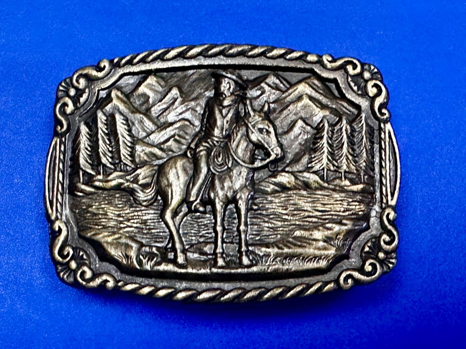 Tall In The Saddle Western Cowboy Leading Wagon Train Vintage ART Belt Buckle 