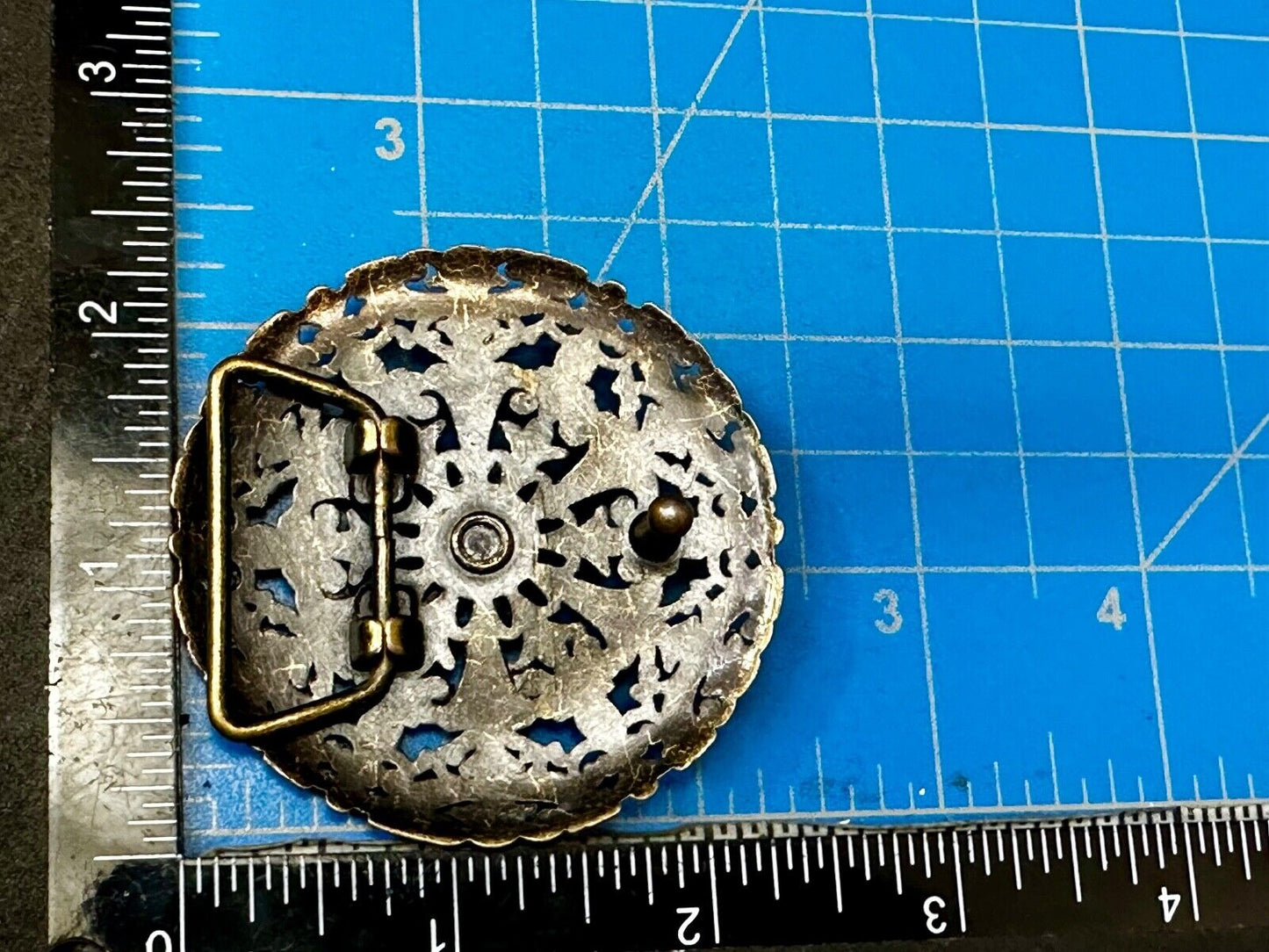 Victorian Style Filigree Round Small Hippy Vibe Small Belt Buckle