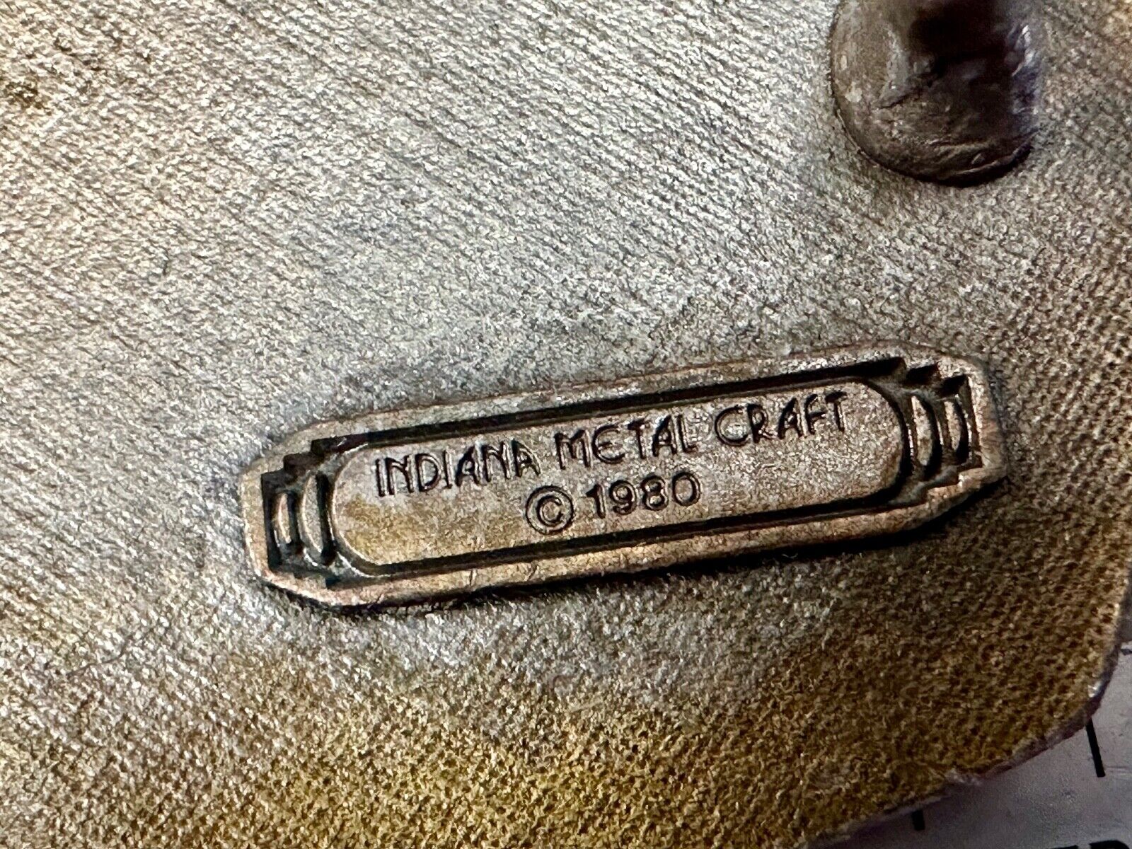 United States Navy Vintage Military 1980 Indiana Metal Craft belt buckle KR-89