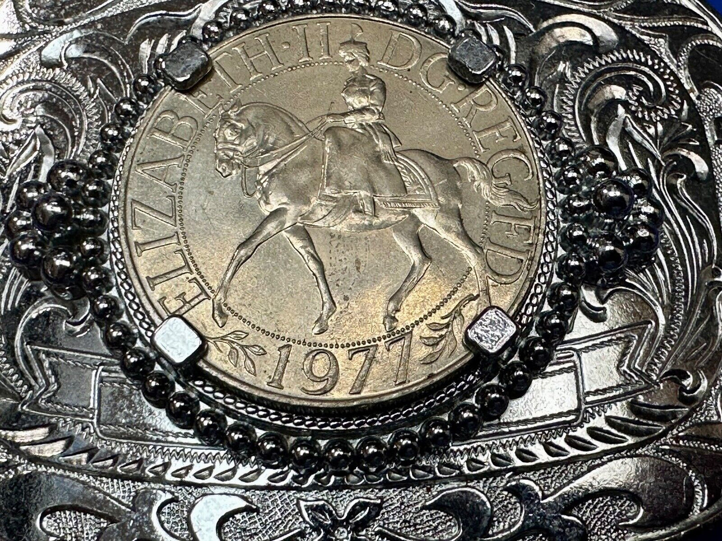 1977 Great Britain Queen Elizabeth Second Jubilee coin collectors Belt Buckle