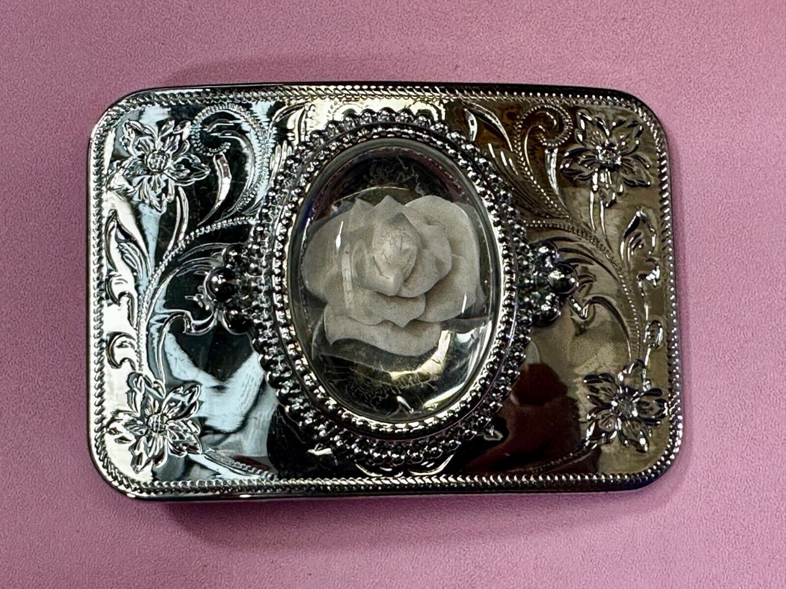 3D Flower Inside of Centerpiece Vintage Silver Tone Western Style Belt Buckle