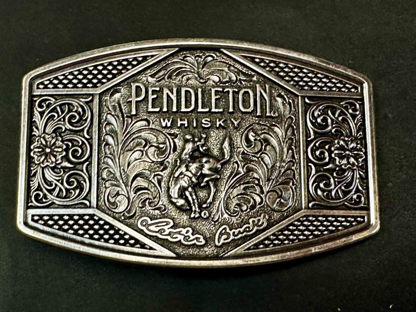 2022 Pendleton Whiskey Let'er Buck Rodeo Cowboy Montana Silversmiths Belt Buckle