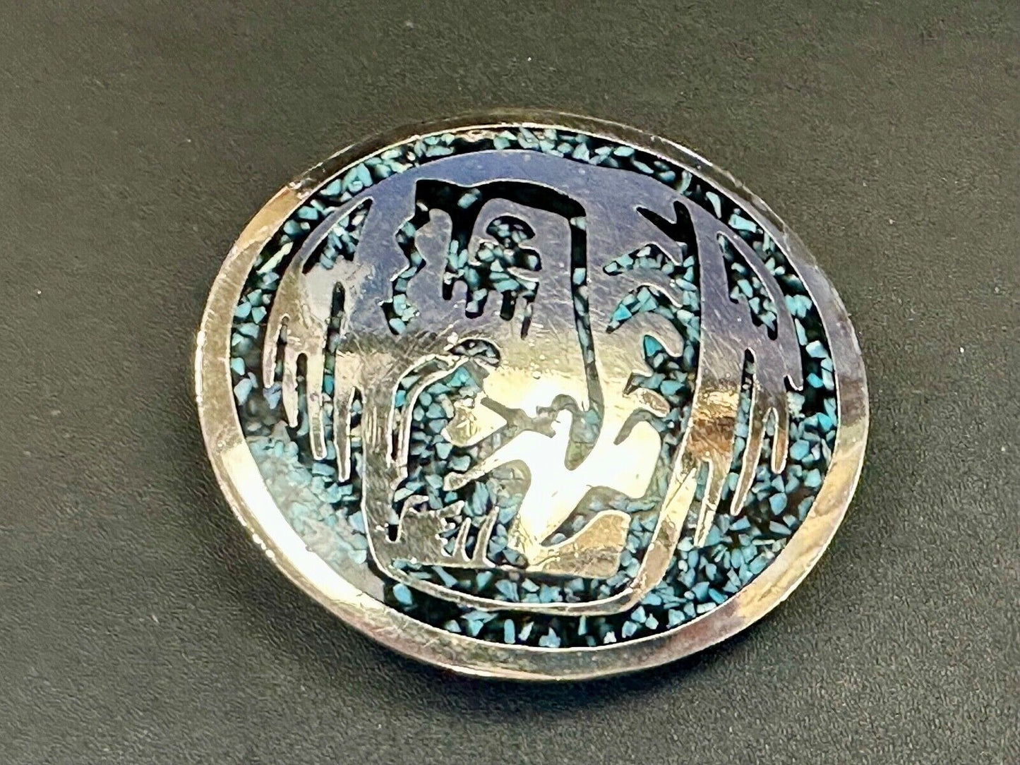 Artisan Inlaid Turquoise chip Beautiful Art pc. Vintage belt buckle marked 1980