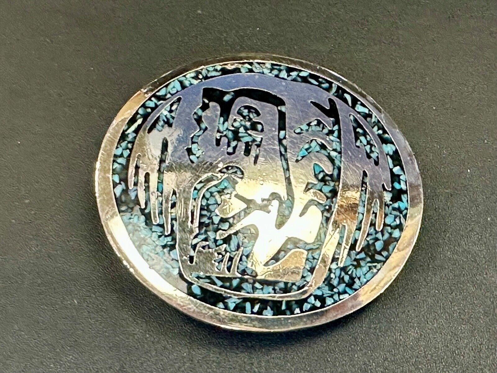 Artisan Inlaid Turquoise chip Beautiful Art pc. Vintage belt buckle marked 1980