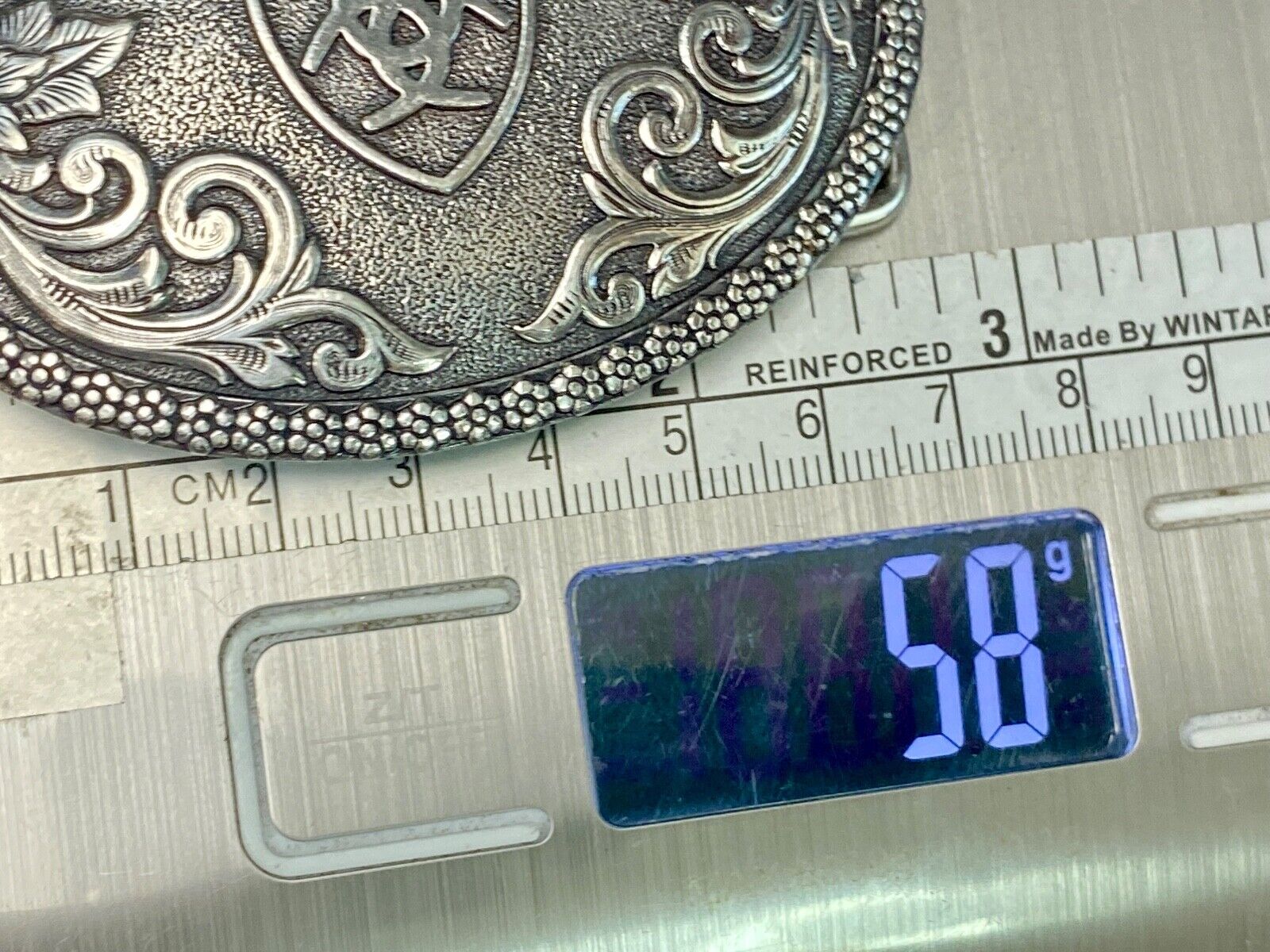 Ariat Western Oval Silver Tone Belt Buckle With Filigree Shield & Berry Edge