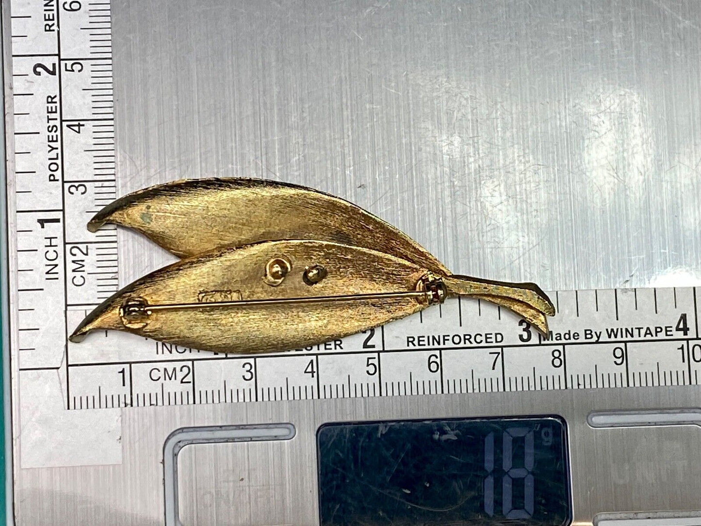 Unique Two Leaf Brushed And Etched Gold Tone Signed Quality Brooch Pin