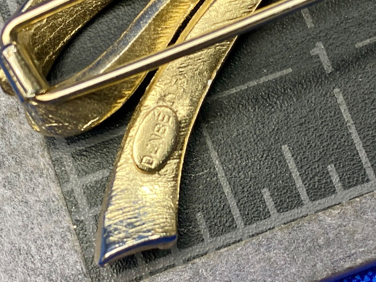 Vintage DENBE Ribbon Bow Gold Tone Brooch Pin Costume Jewelry
