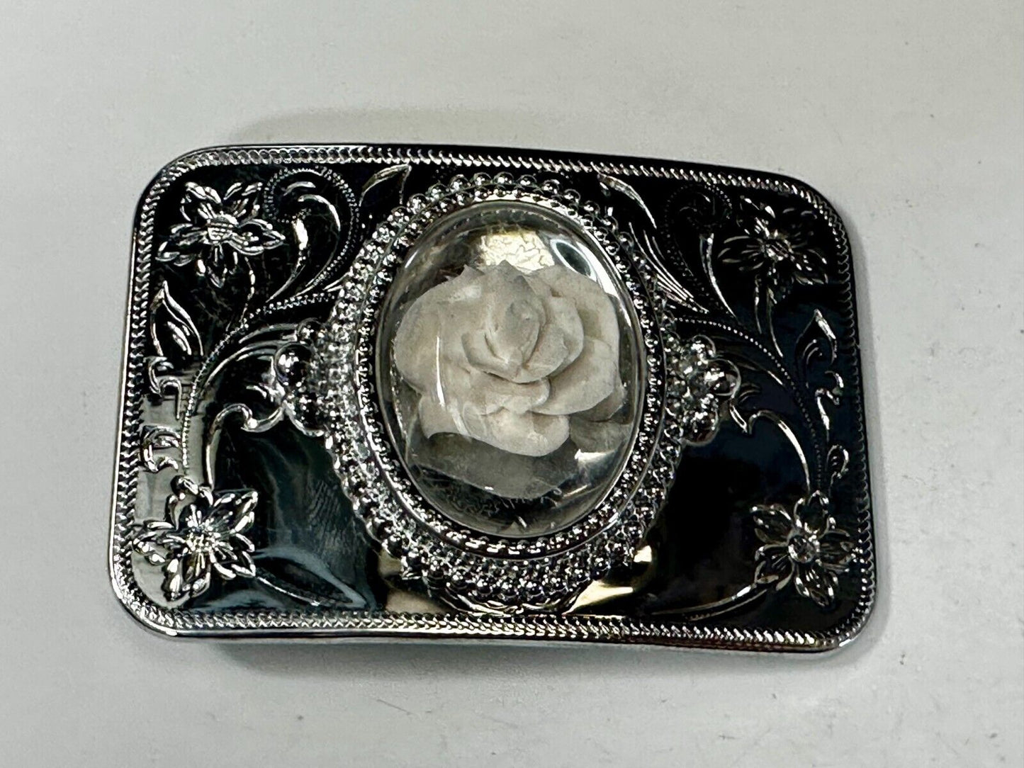 3D Flower Inside of Centerpiece Vintage Silver Tone Western Style Belt Buckle