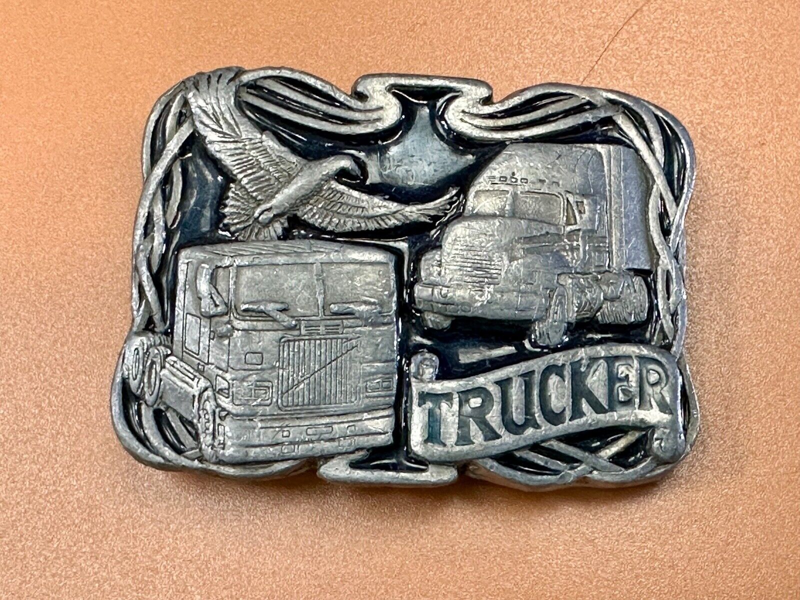 Trucker - Vintage Semi Driver Masterpiece collection belt buckle - of America!