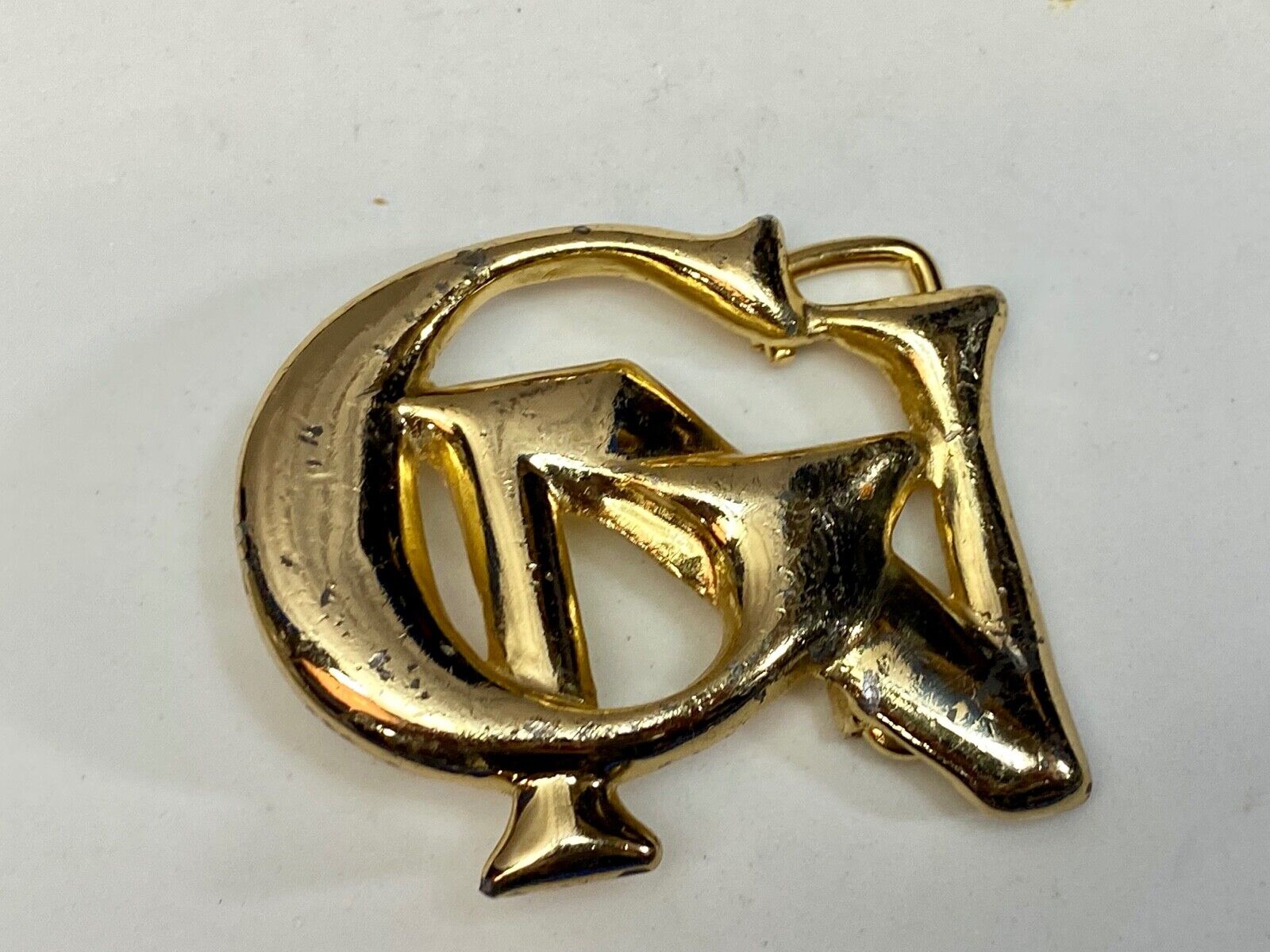 Unknown To Me, Gold Tone Letters Gn Or Cn Cut Out Belt Buckle 