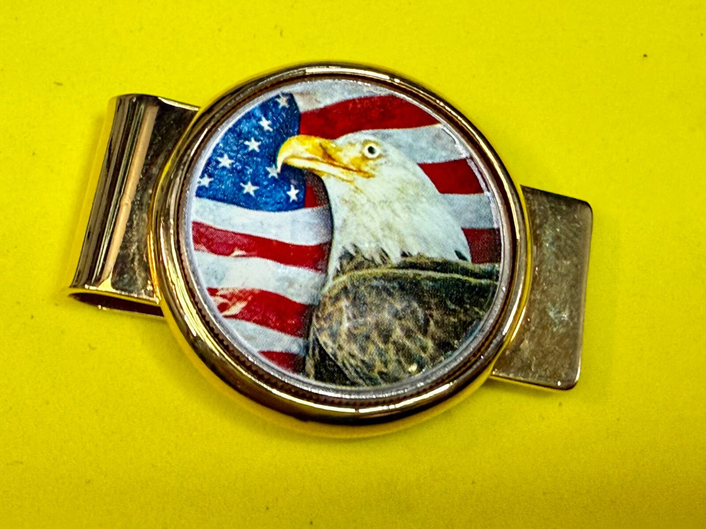 United States American Flag Patriotic Bald Eagle Gold Tone Vintage Money Clip