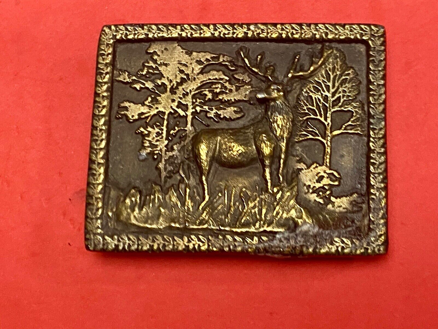 Vintage 1975 ADEZY BELT BUCKLE-DEER AND BUCK IN FOREST SCENE-PEWTER TONE