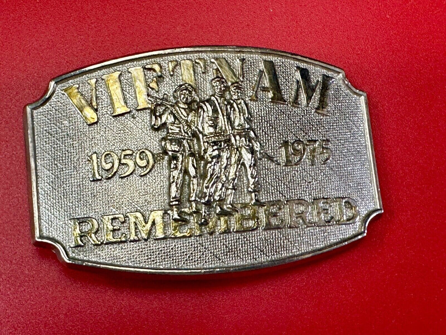 VIETNAM REMEMBERED 1959 1975 War Veteran Veterans F.E. Hart Numbered Belt Buckle