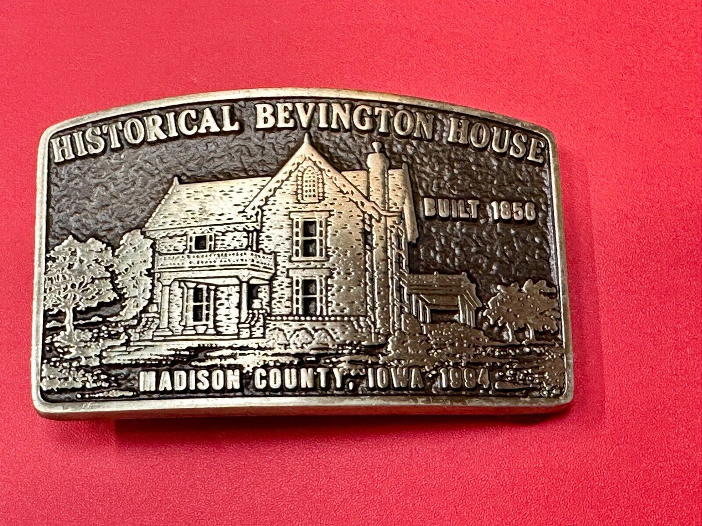 Vintage Historical Bevington House Madison County Iowa commemorative belt buckle